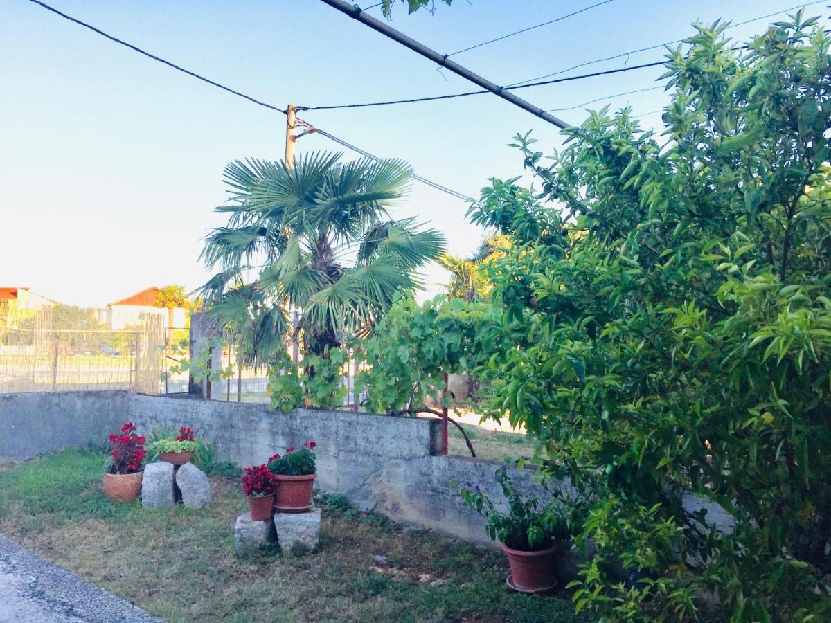 Holiday Home Casa Bianca Sukosan Luaran gambar